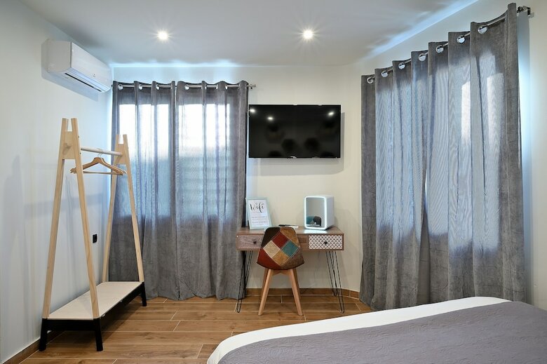 Hotel The Athens Version Luxury Suites