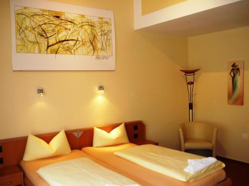 Hostal Pension Im Malerwinkel Kallm�nz