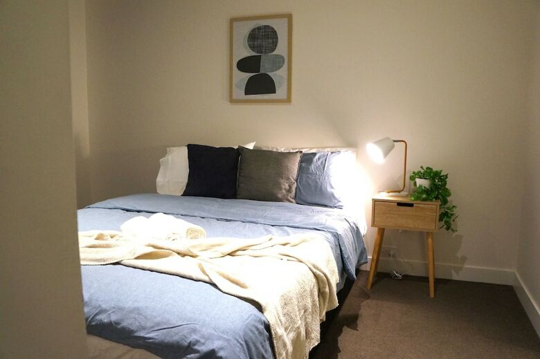 Level 39 Fulton Lane Apartment