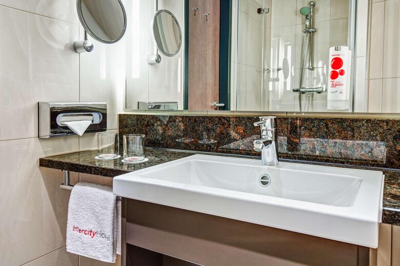 Intercityhotel Berlin Brandenburg Airport