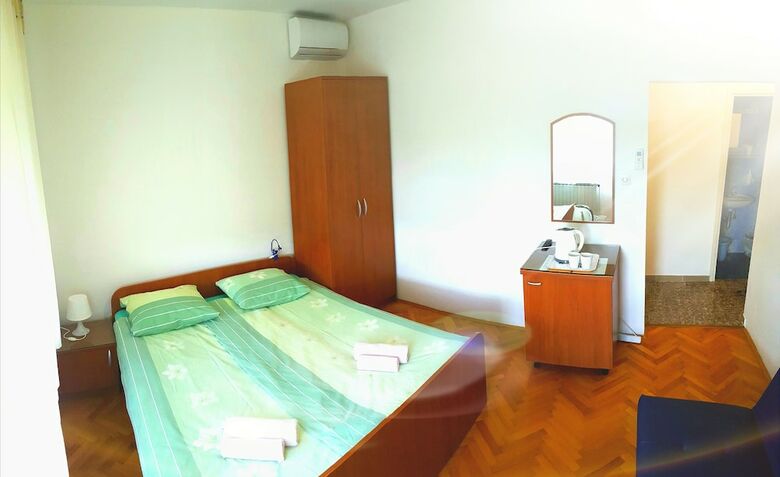 Hotel Rooms Margerita