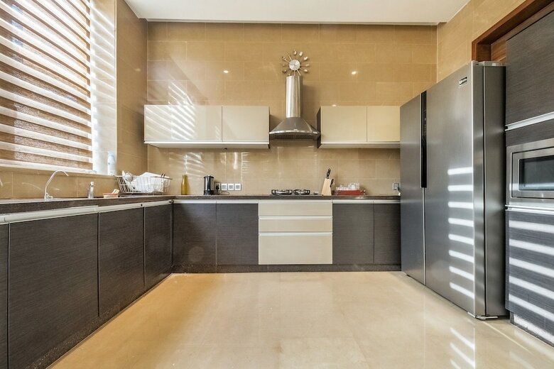Guesthouser 4 Bhk Villa 4238