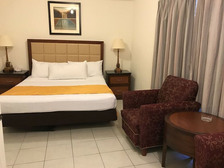 Motel Hotel Guillen Jr