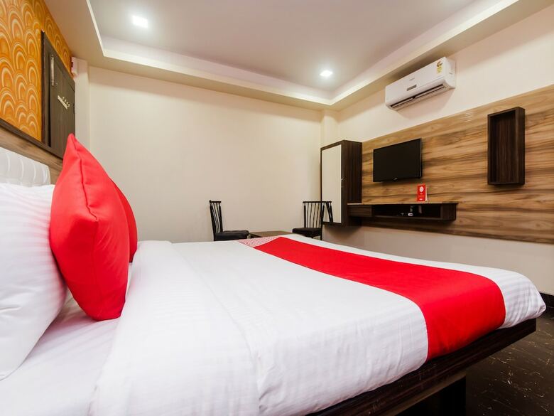 Hotel Oyo 12894 Bunty Residency