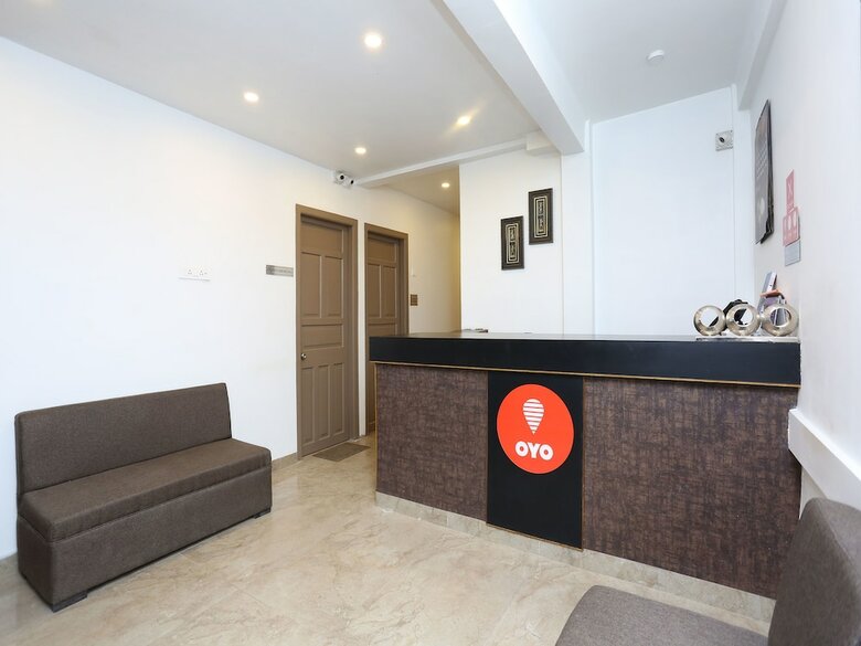 Oyo 13262 Hotel Indiana