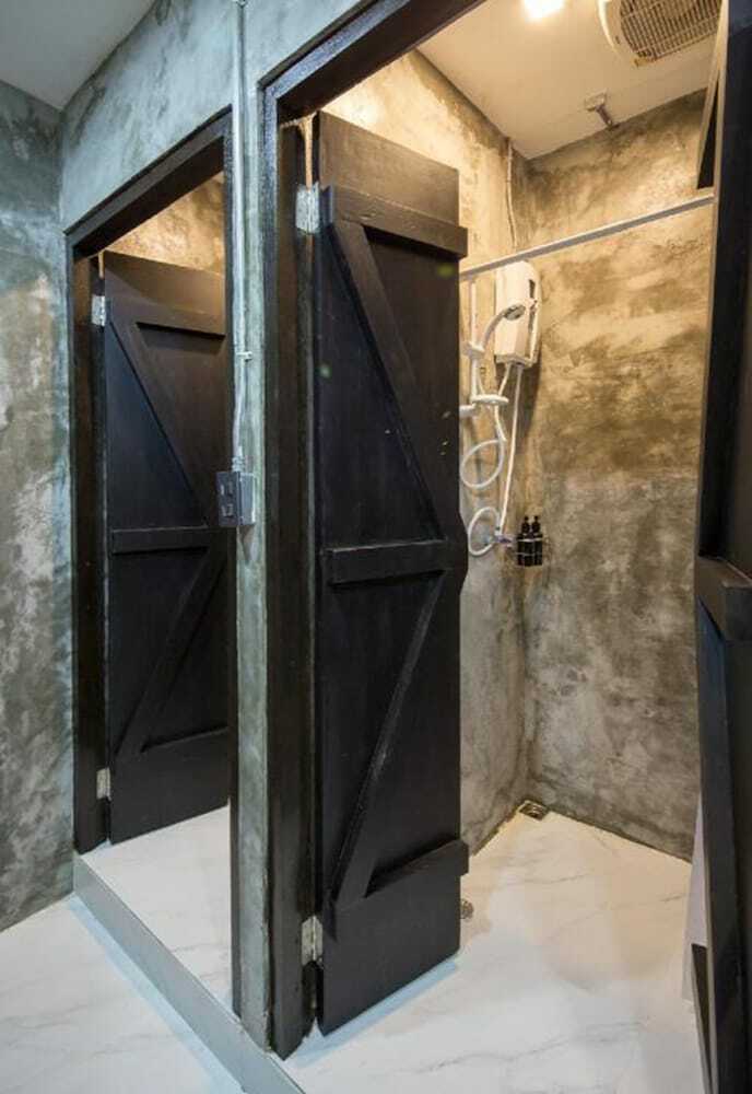 Hostal Yindee Travellers Lodge