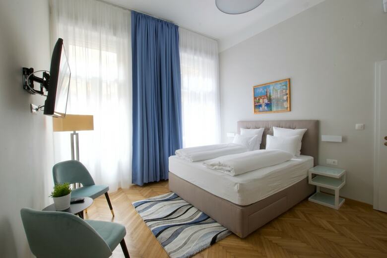 Apartamentos Europest Luxury Suites