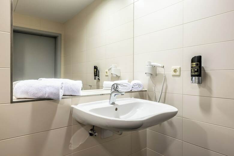 Serways Hotel Feucht Ost