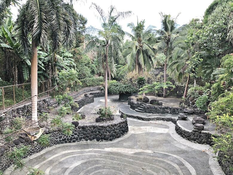 Hotel Overlooking Lagoon At Sitio De Amor