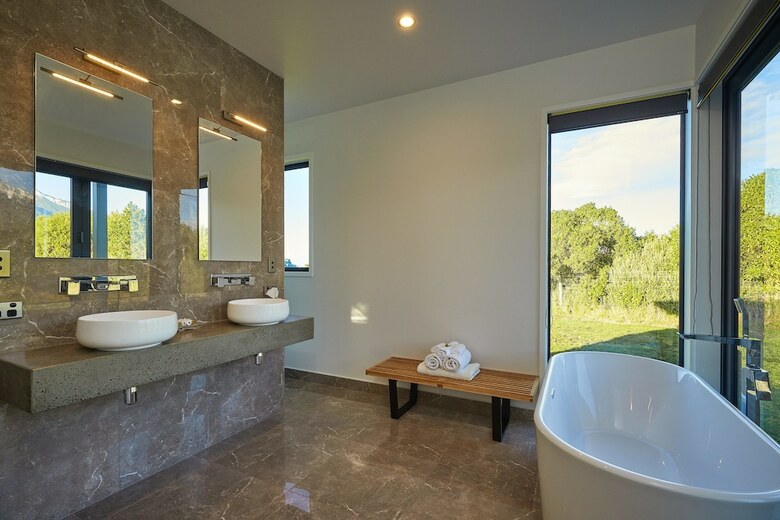Cabana Glenburn Coastal Retreat - Adults Only
