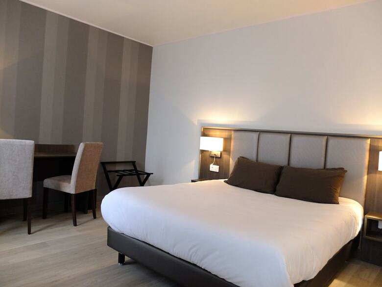 Hotel H�tel De Flore
