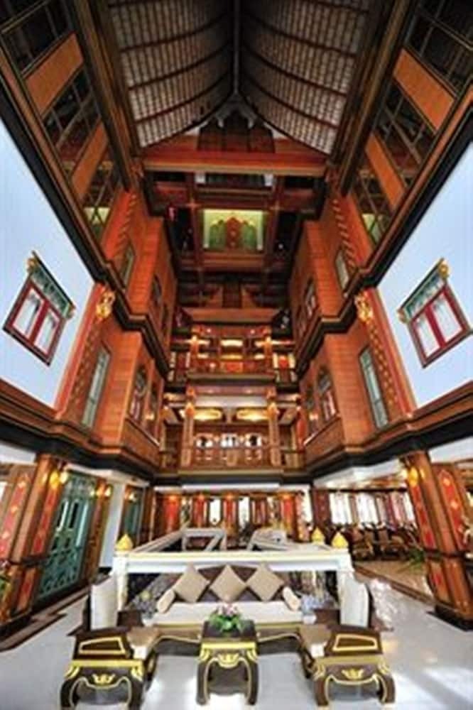 Hotel Aonang Ayodhaya Beach Resort