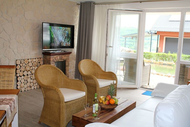Apartamentos Ferienwohnungen Maarberg Resort