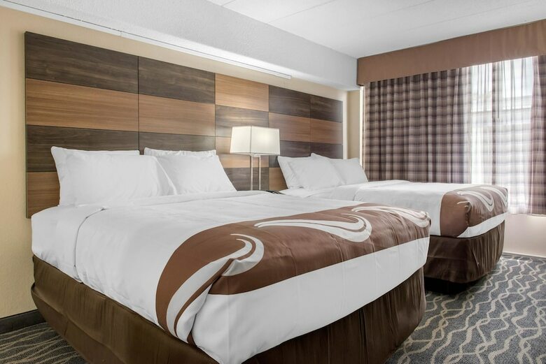 Hotel Quality Inn And Conference Center