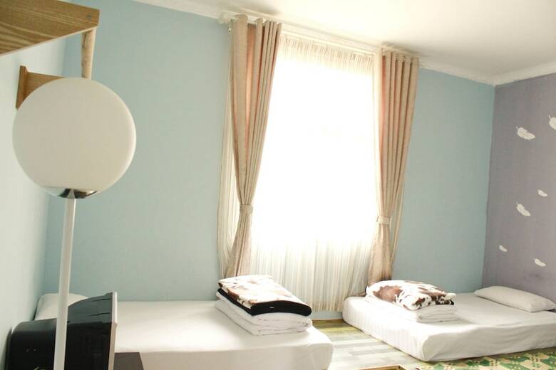 Hostal Five Elements