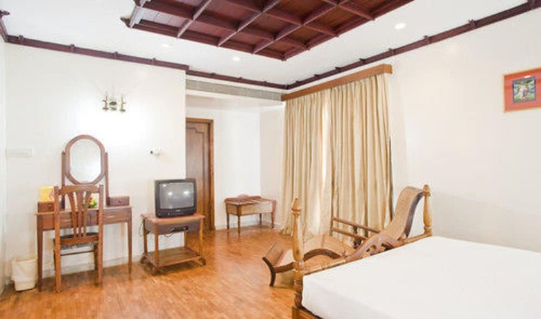 Hotel The Woods Manor Mg Road