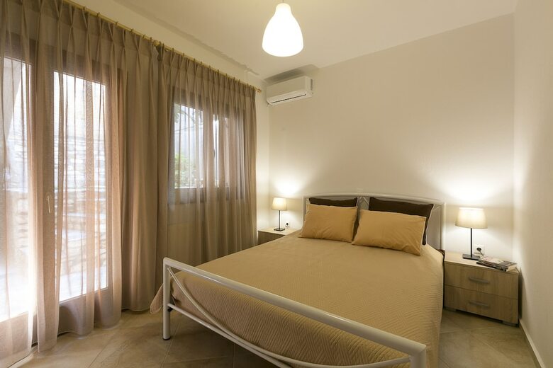 Velia Seaside Apartments