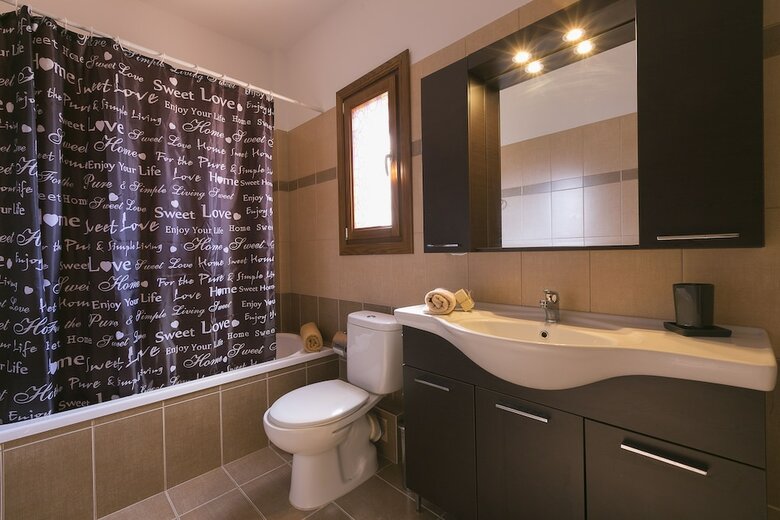 Velia Seaside Apartments