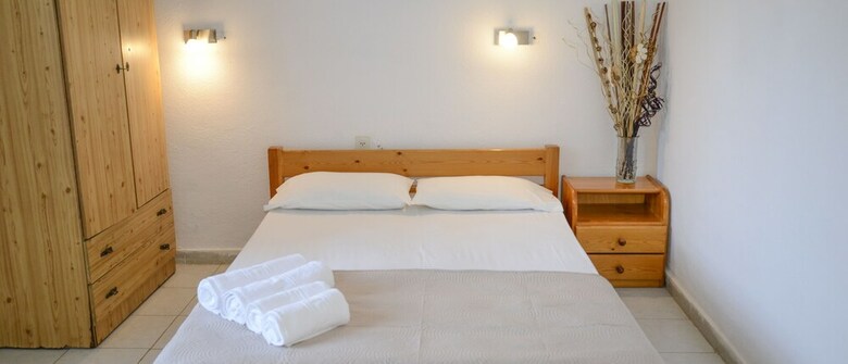 Hotel Corfu Room