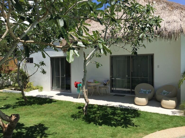 Hotel Seapearl Of Alona