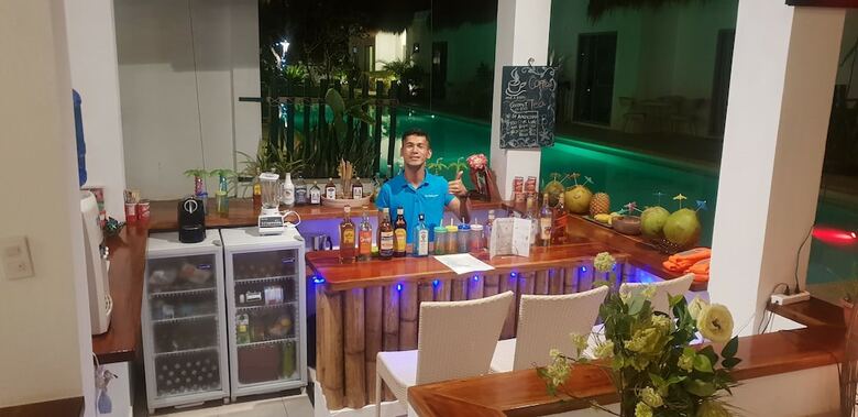 Hotel Seapearl Of Alona