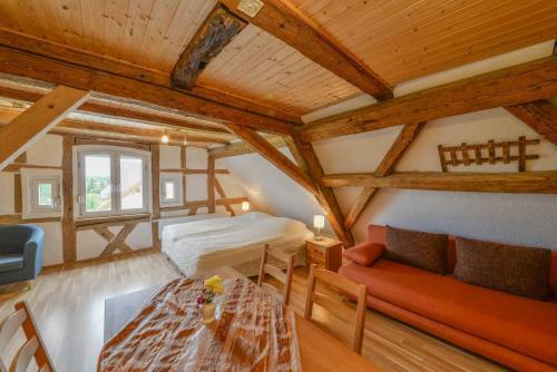 Hostal Landgasthof R�ssle