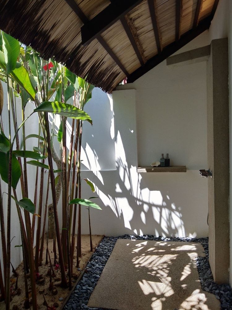 Villa Kalachuchi B&B