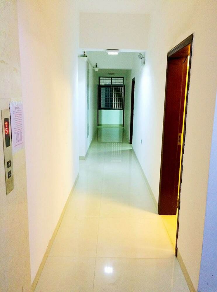 Golden Lotus Business Apartment
