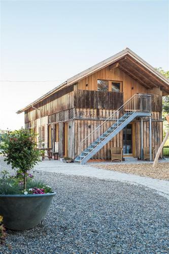 Hotel Historischer Dorfgasthof Hirsch