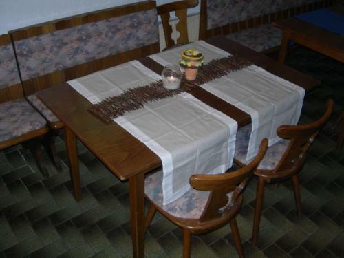 Hostal Gasthaus Zur �lm�hle