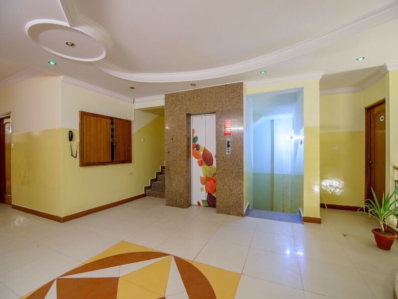 Oyo 2729 Hotel Hv International