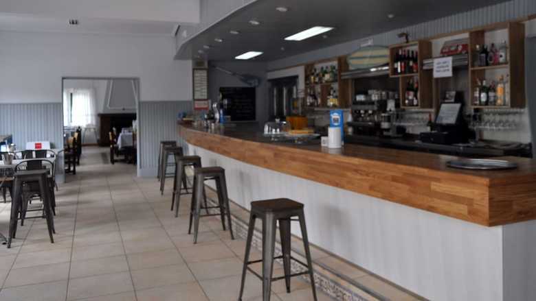 Hostal Hoster�a De Somo