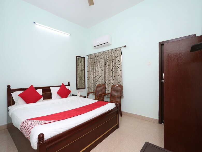 Hotel Oyo 12658 Dreamboat