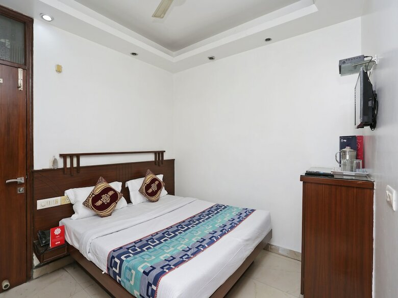 Oyo 1660 Hotel Topaz