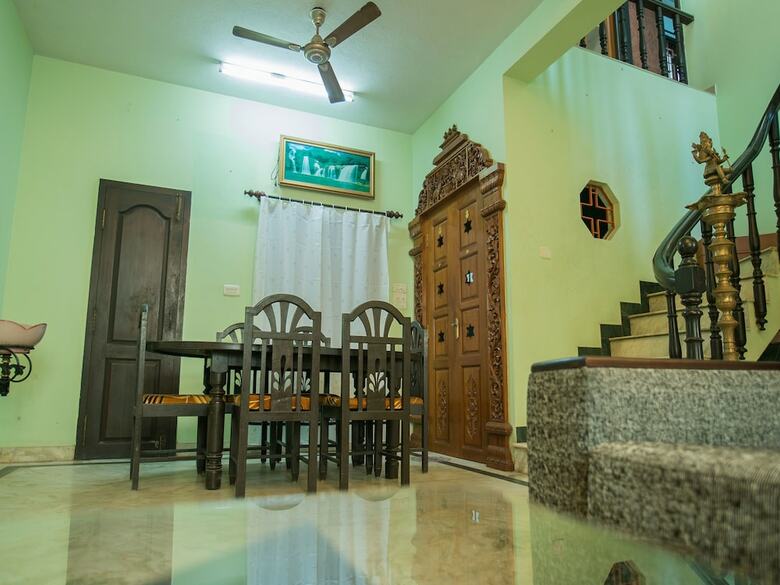 Oyo 12176 Home Spacious 3bhk Near Ecr