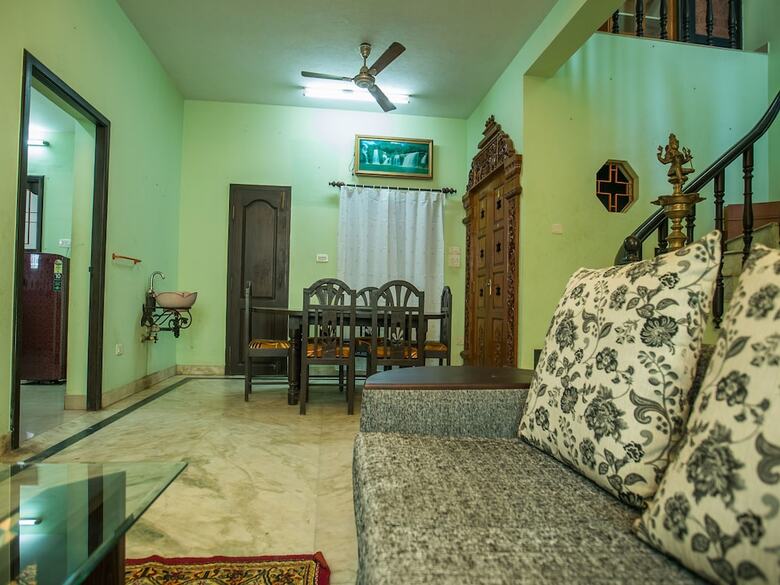 Oyo 12176 Home Spacious 3bhk Near Ecr