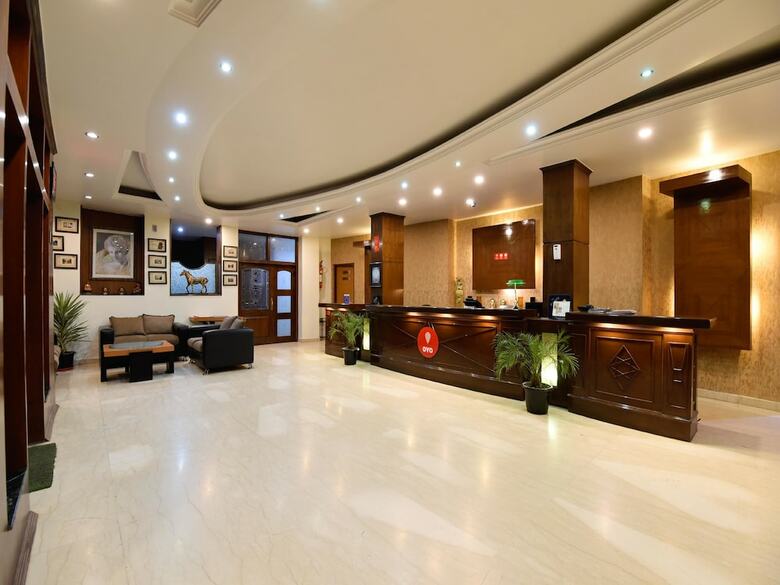 Oyo 1492 Hotel Broadway Inn