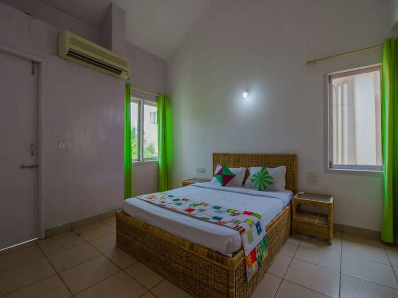 Oyo 13840 Home Radiant 2bhk Lpk Waterfront