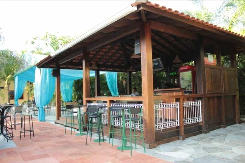 Mari� Plaza Hotel