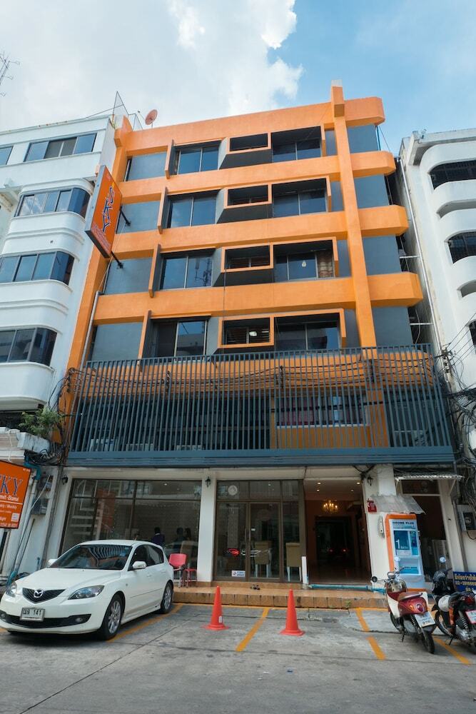Hotel De Sky Sukhumvit-ekkamai