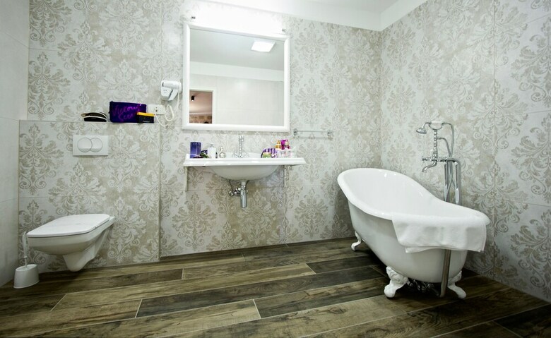 Hotel Plaza Marchi Old Town