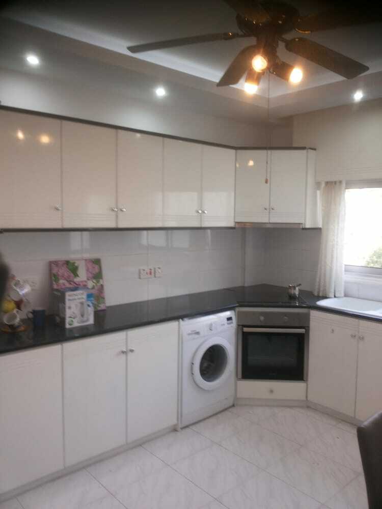 3 Bedroom Apartment With Sea View