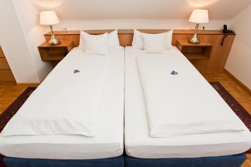 Hostal Hotel Garni Schacherer