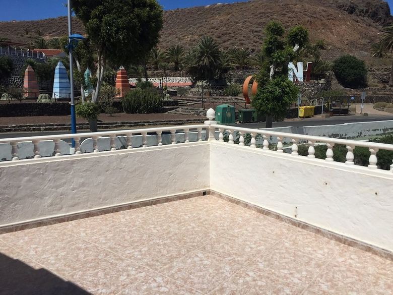 Apartamentos La Palmera 1 Holiday Home