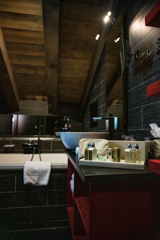 Hotel H�tel Avenue Lodge