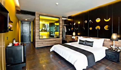 Hotel Tsix5 Quarter
