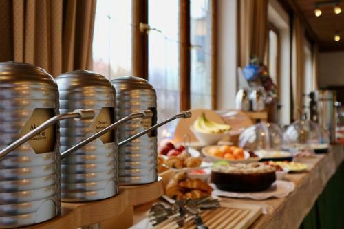 Hostal Gasthof Hotel Waltraud