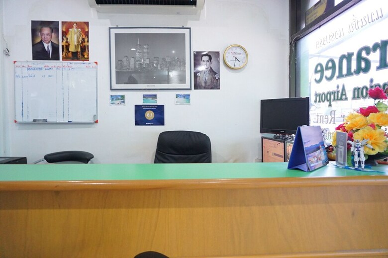 Hotel Pranee Mansion Airport