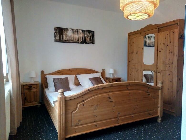 Bed & Breakfast Pension Neusch�nau