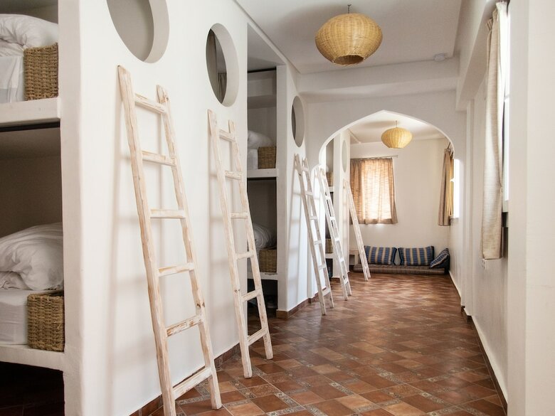 Hostal Blue Waves Boutique Hostel